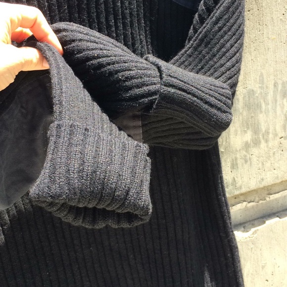 [SOLD] Vintage LL Bean Military Elbow Patch Sweatr - Picture 5 of 8